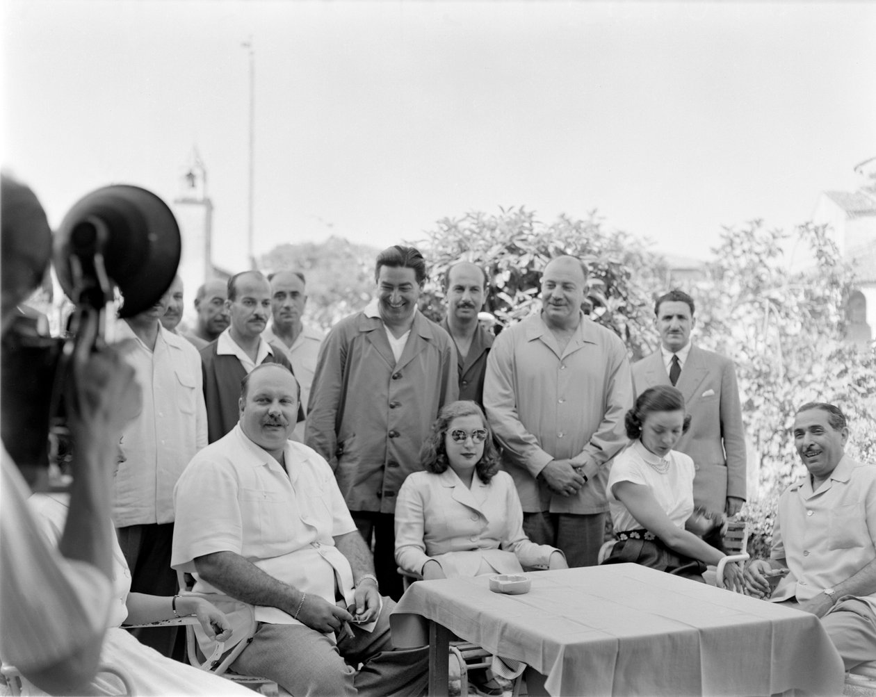Der König Faruk von Ägypten mit seiner Frau in der Locanda Cipriani in Torcello (Venedig) - 1951 von Unbekannt