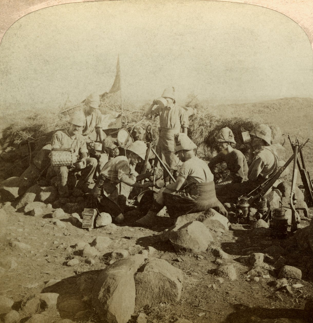 Gordon Highlander Signalmänner auf dem Signal Hill, Euslin, Südafrika, Burenkrieg, 1899-1902 von Underwood and Underwood