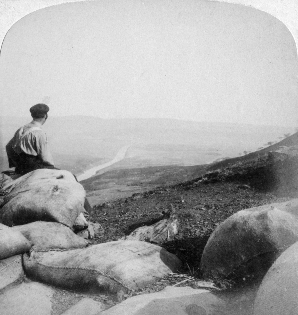 Tugela-Fluss und Mount Alice von Spion Kop, Südafrika, 1901 von Underwood and Underwood