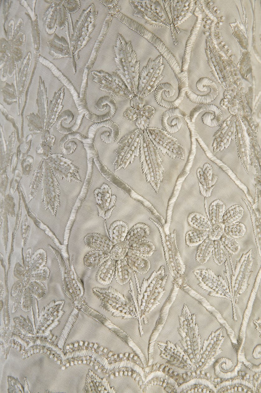 Bertha Palmers Mantel, ca. 1870 (Detailansicht des Stoffes), Gerippte Seidenmoiré, Fransen und Kristallperlen von Unknown artist