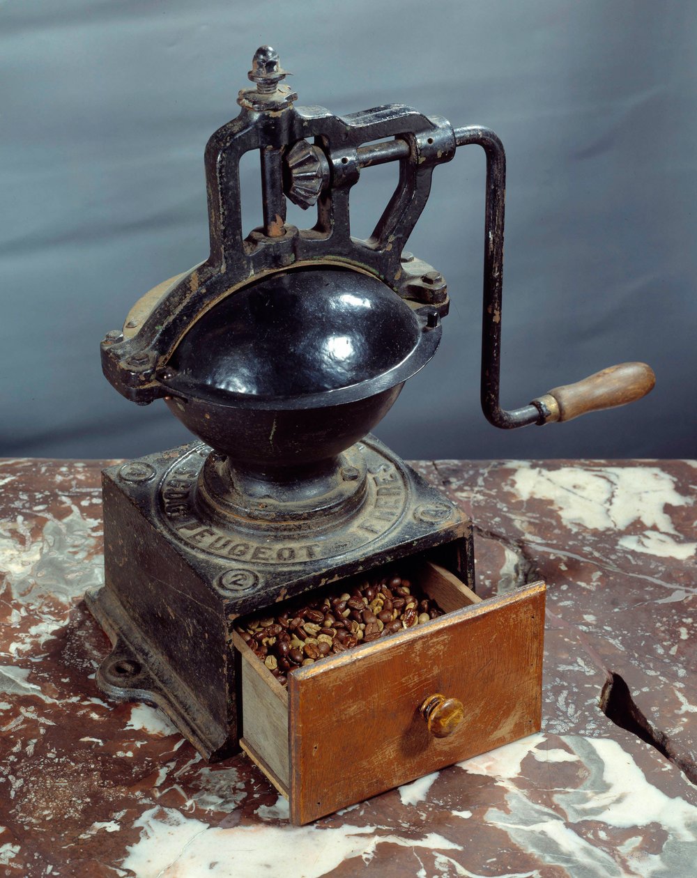 Peugeot-Kaffeemühle aus dem 19. Jahrhundert von Unknown artist