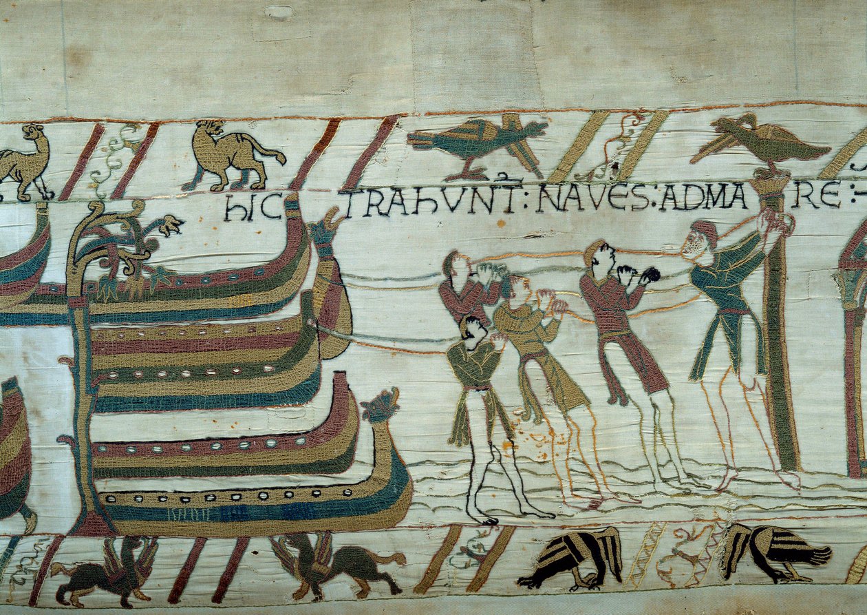 Die Eroberung Englands durch die Armee des Herzogs der Normandie Wilhelm der Eroberer (1027-1087): kaum gebaute Schiffe werden zu Wasser gelassen (Detail des Teppichs von Bayeux oder Stickerei von Königin Mathilde) von Unknown artist