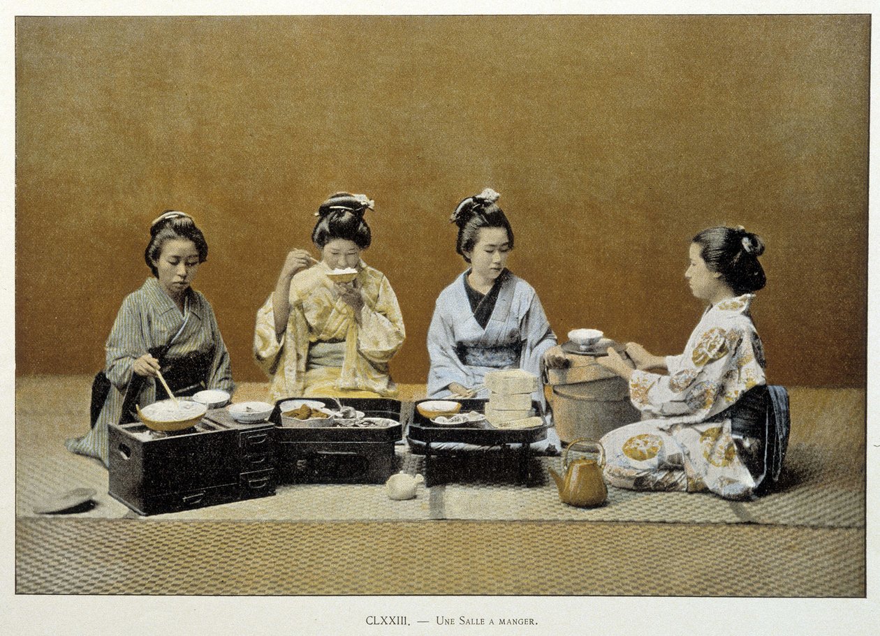 Ein Speisesaal in Japan: Frauen essen Reis mit Essstäbchen und eine von ihnen serviert Tee - n.d. Ende 19. Jahrhundert von Unknown artist