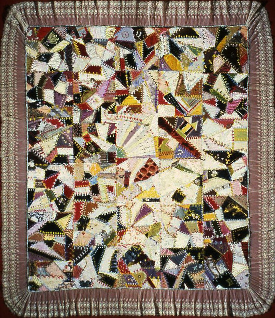 Bettüberwurf (Crazy Quilt) von Unknown artist