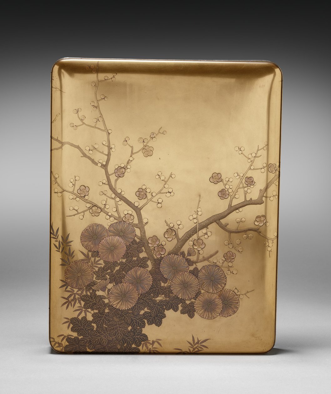 Dokumentenbox (Ryōshibako) mit Chrysantheme und Pflaume (Deckel) von Unknown artist