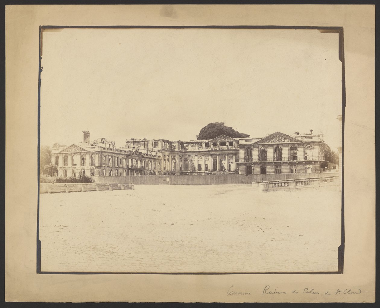 [Ruinen des Schlosses von Saint-Cloud] von Unknown artist