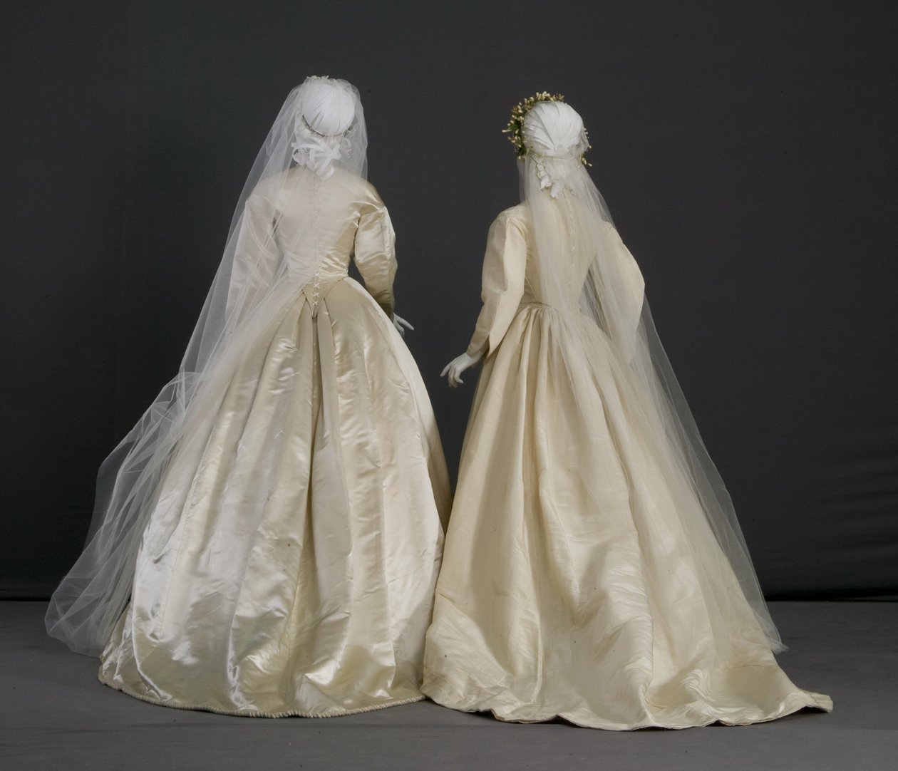 Hochzeitskleider von Unknown artist