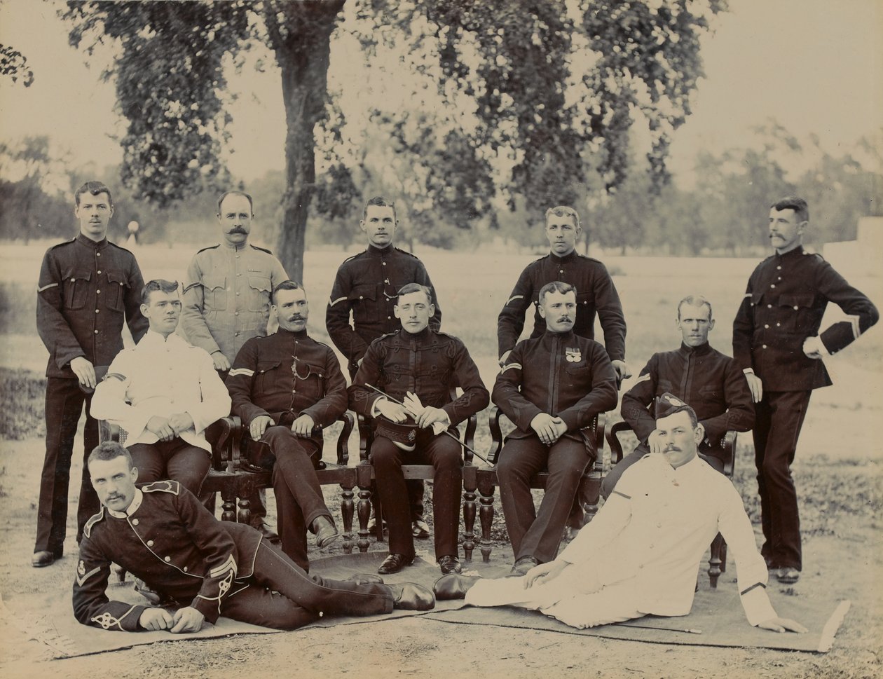 Korporale der C-Kompanie, 1. Bataillon des Bedfordshire-Regiments, um 1890 von Unknown