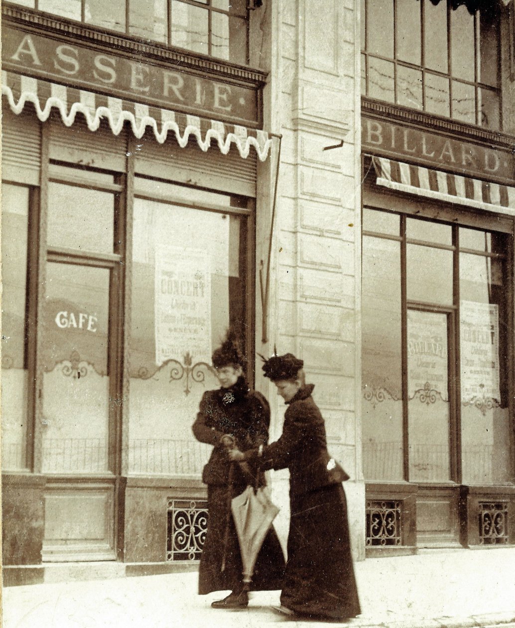 Elisabeth, Kaiserin von Österreich und Königin von Ungarn (24. Dezember 1837 – 10. September 1898) (Foto) von Unknown photographer