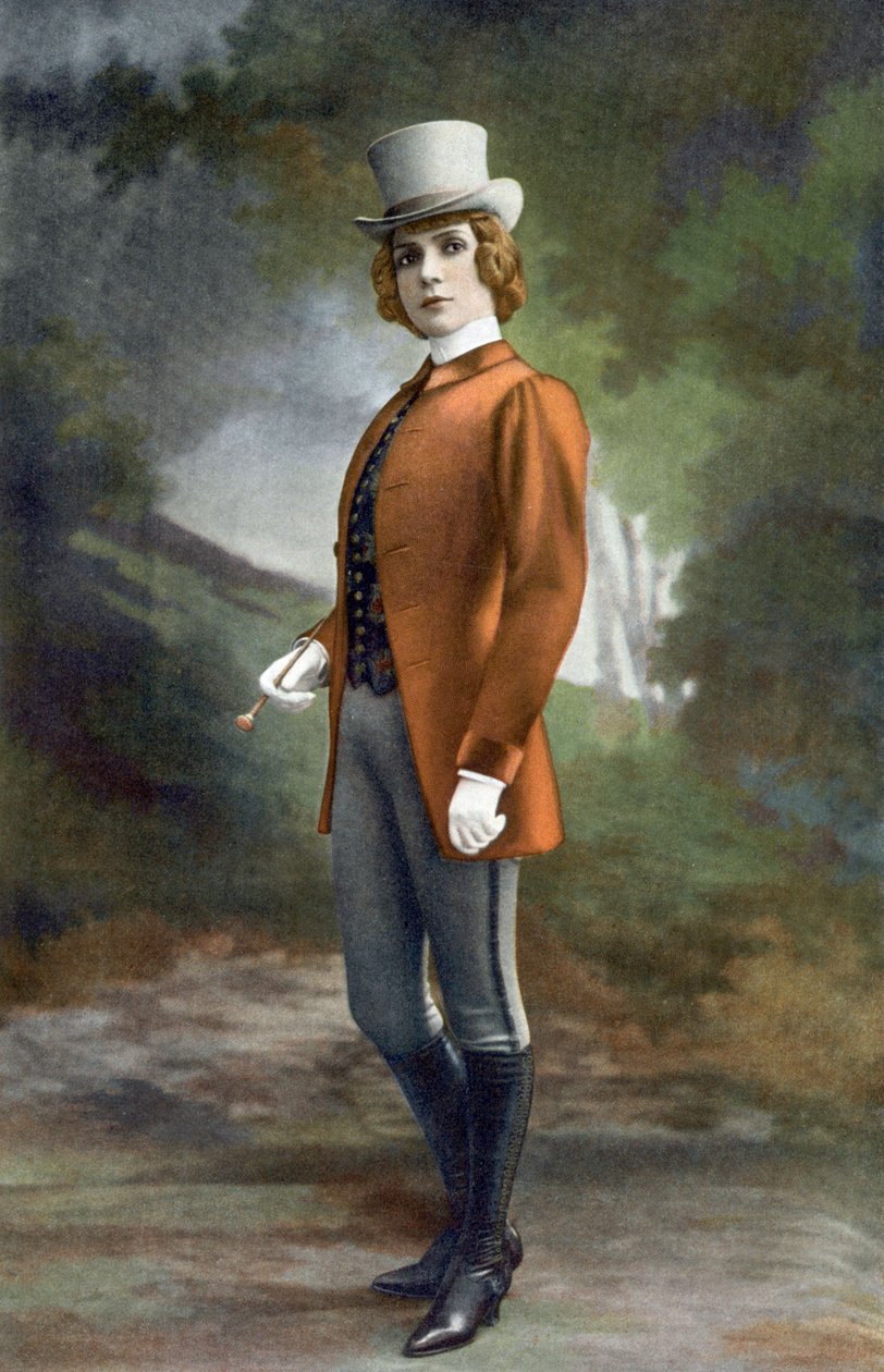 Französische Komödiantin Eve Lavalliere als Prinz Orlofsky in der Operette "Die Fledermaus" von Unknown photographer