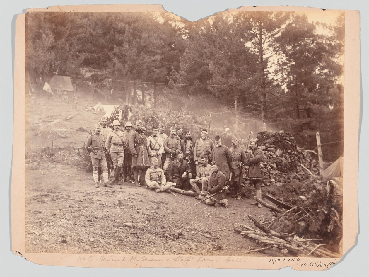 General McQueen und Stab, Black Mountain Expedition von Unknown photographer