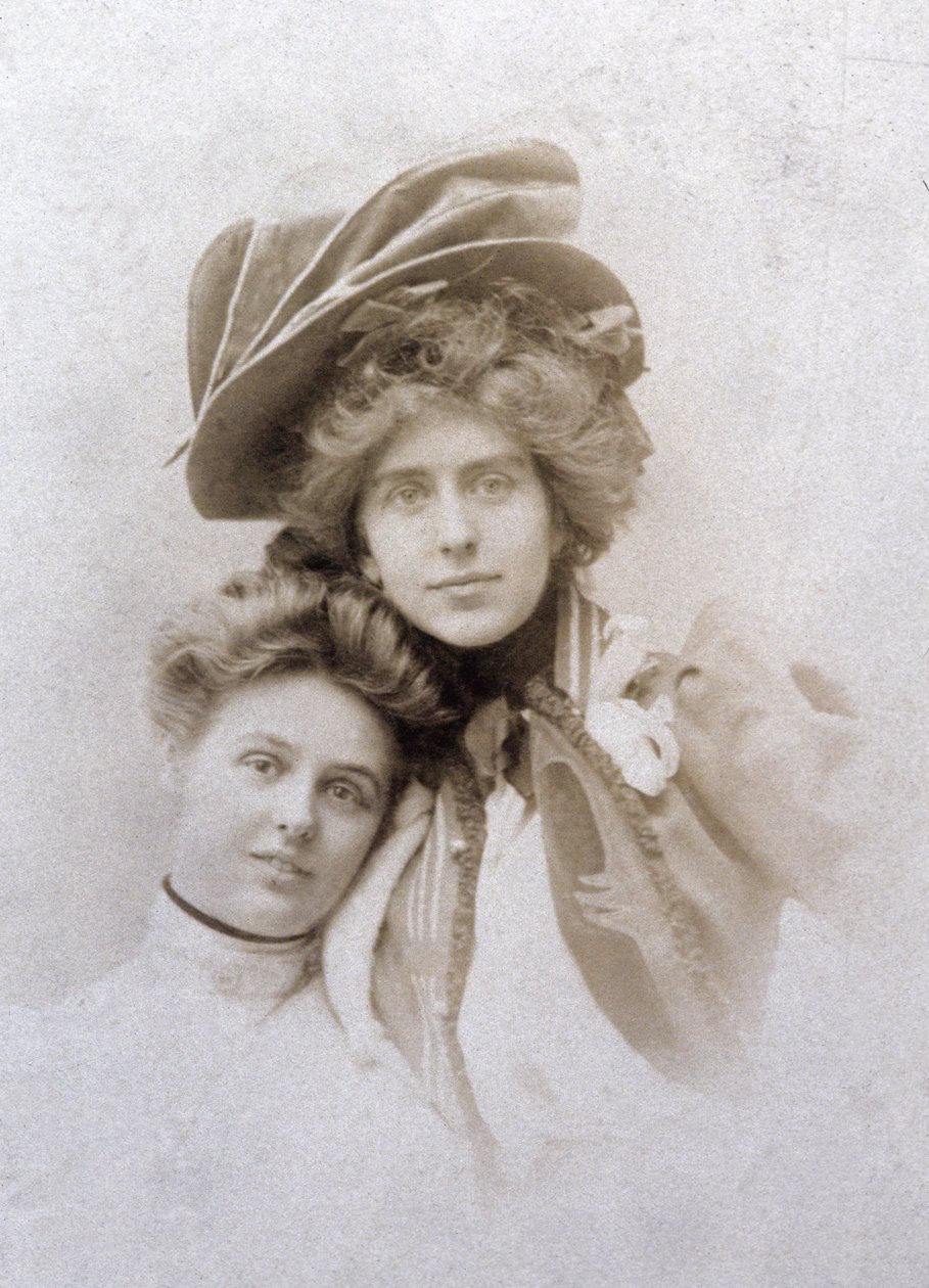 Natalie Clifford Barney und Renee Vivien, Frankreich, ca. 1900 von Unknown photographer