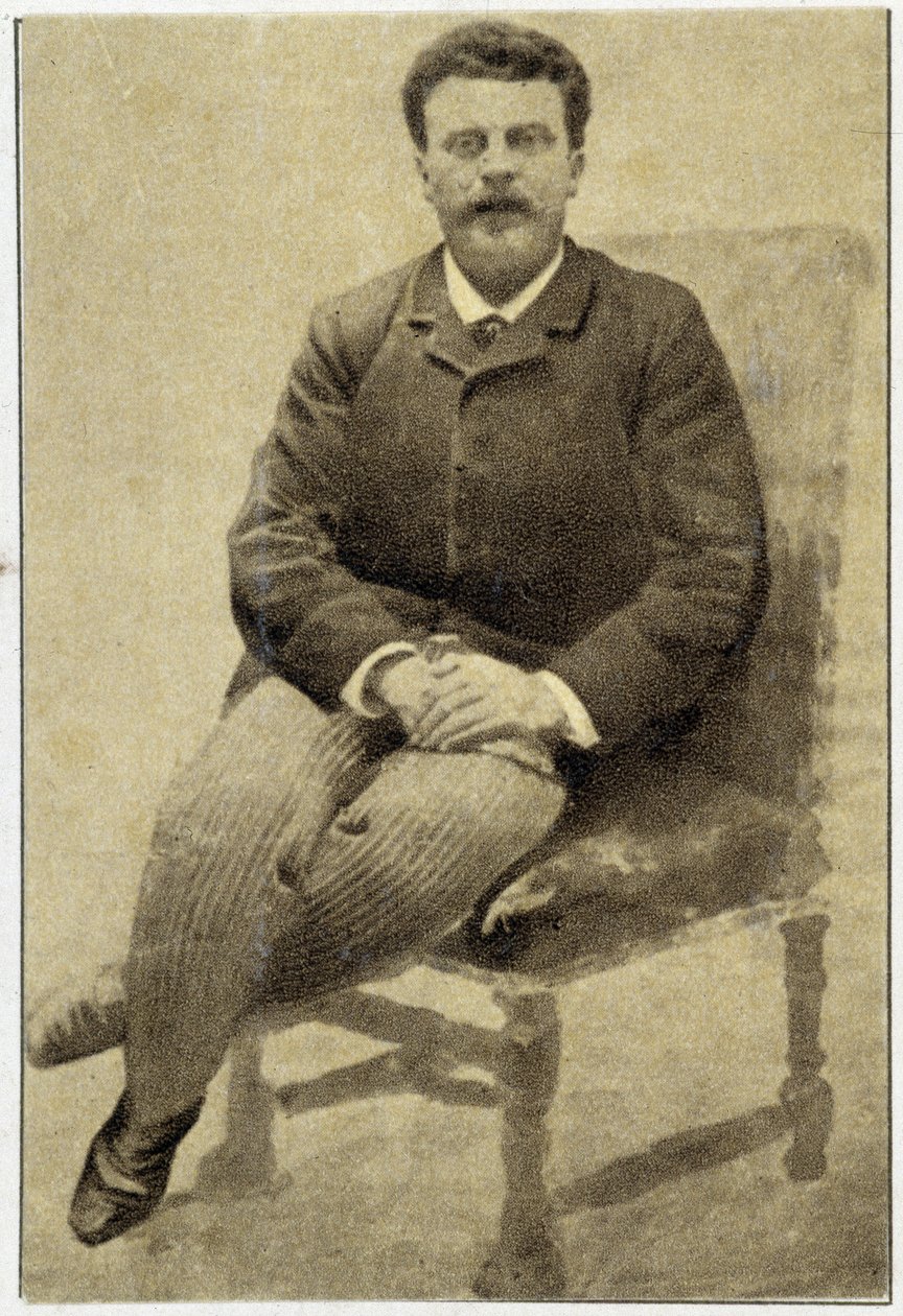 Porträt von Guy de Maupassant (1850 - 1893) im Jahr 1890 von Unknown photographer
