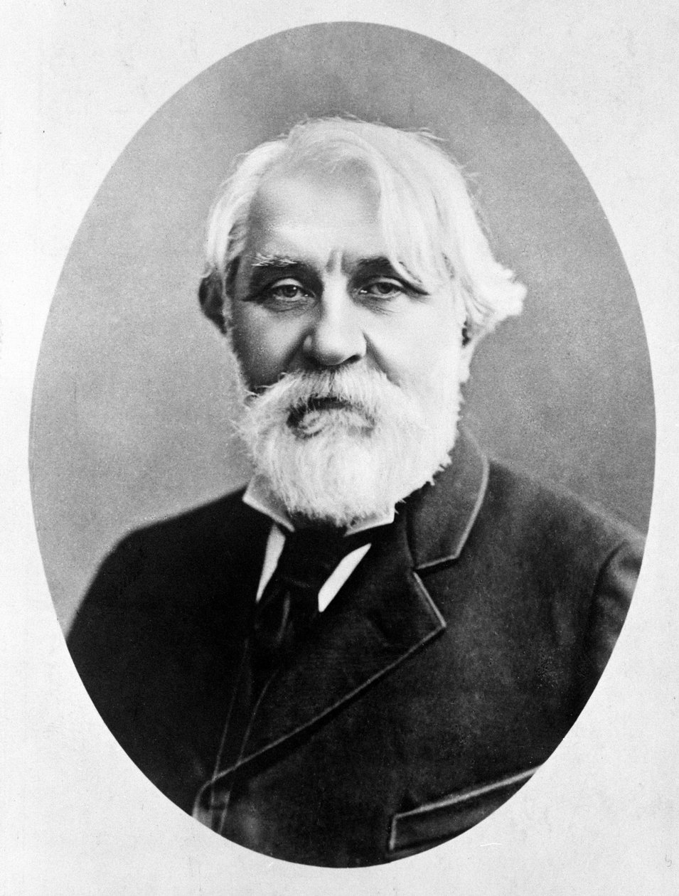 Porträt des russischen Schriftstellers Iwan Turgenjew (1818 - 1883) von Unknown photographer