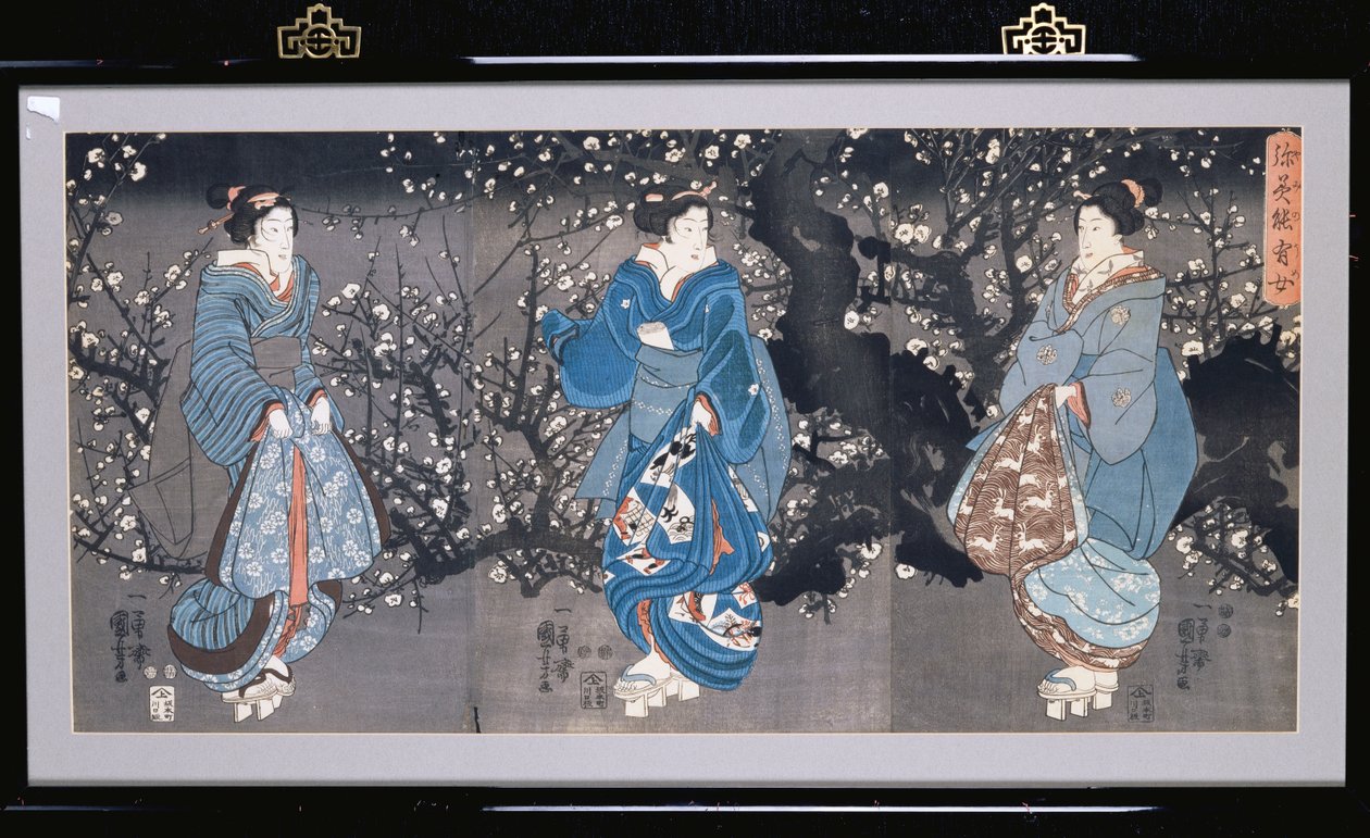 Ein Oban-Triptychon, das eine nächtliche Szene mit drei Bijin darstellt von Utagawa Kuniyoshi