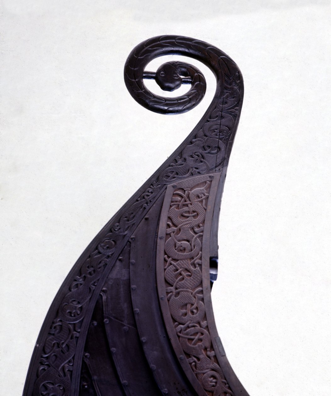 Bugfigur eines Begräbnis-Drakkars (Wikingerschiff) aus Oseberg, 9. Jahrhundert von Viking