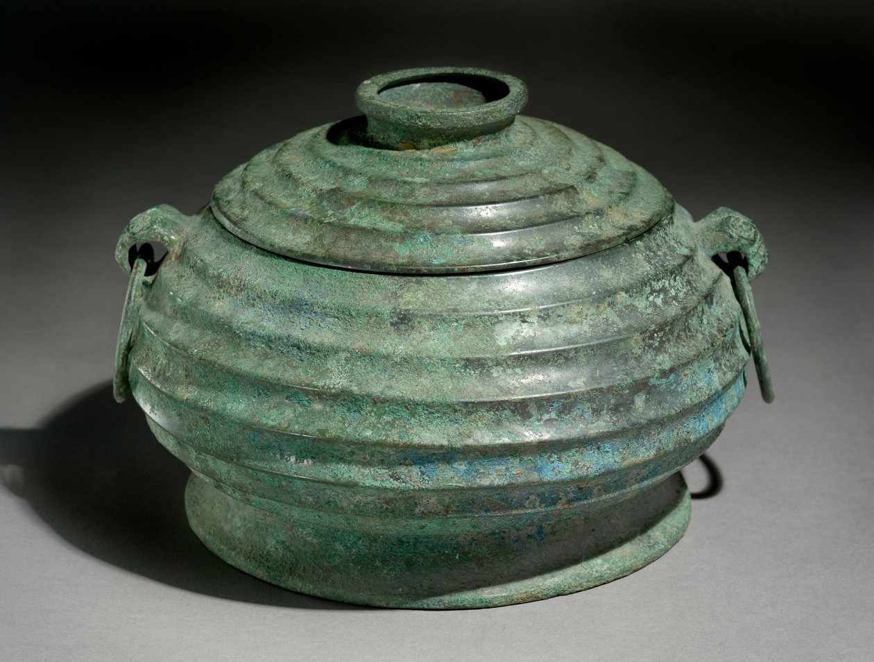 Rituelles Speisegefäß oder Gui (Bronze) von Western Zhou Dynasty Chinese School