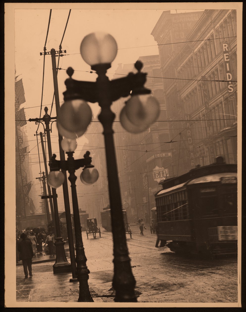 400 Broadway von William G. Swekosky