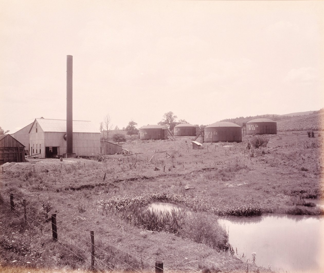 Ölpumpstation, in der Nähe von Athen, für die Lehigh Valley Railroad von William H. Rau