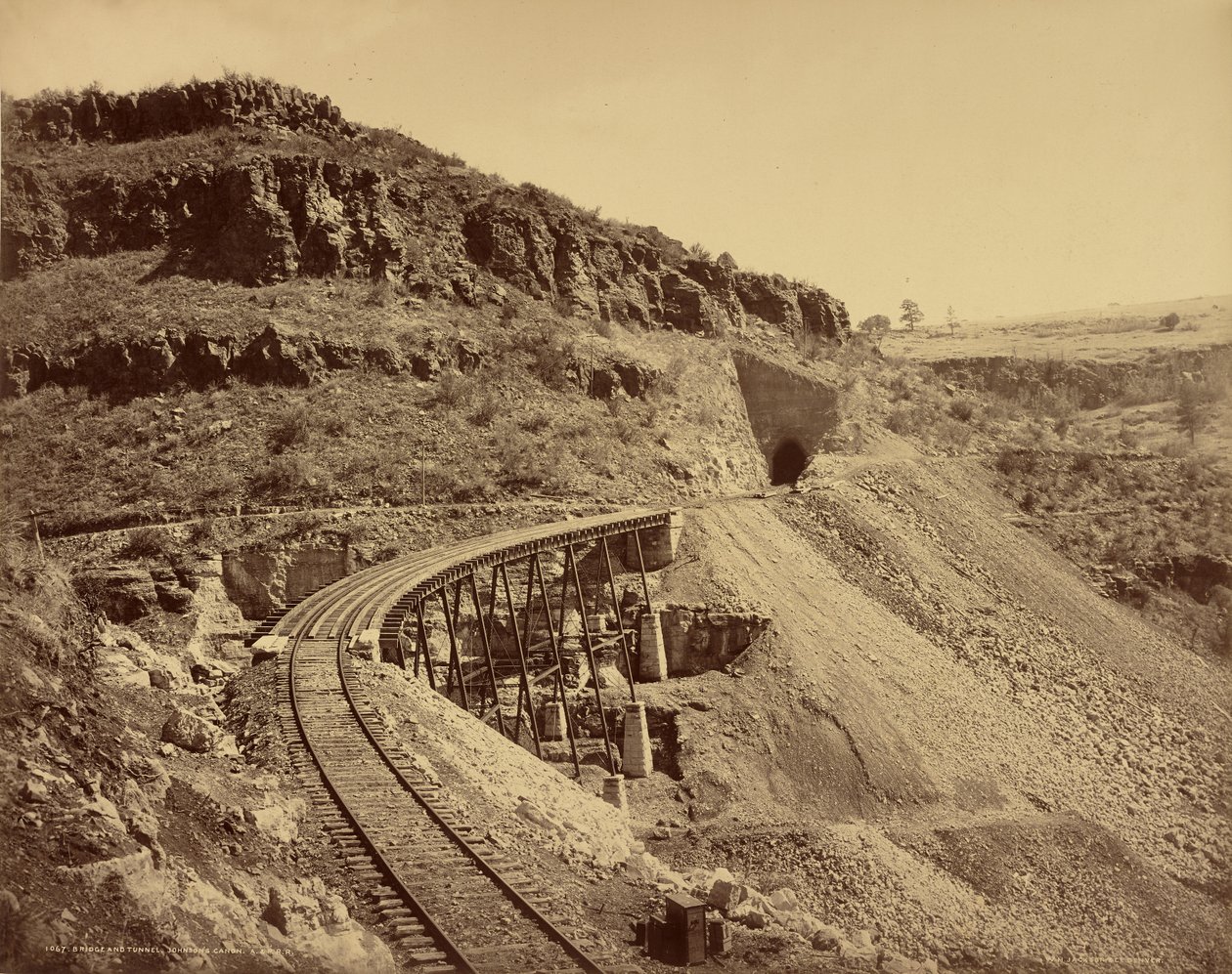 Brücke und Tunnel, Johnson