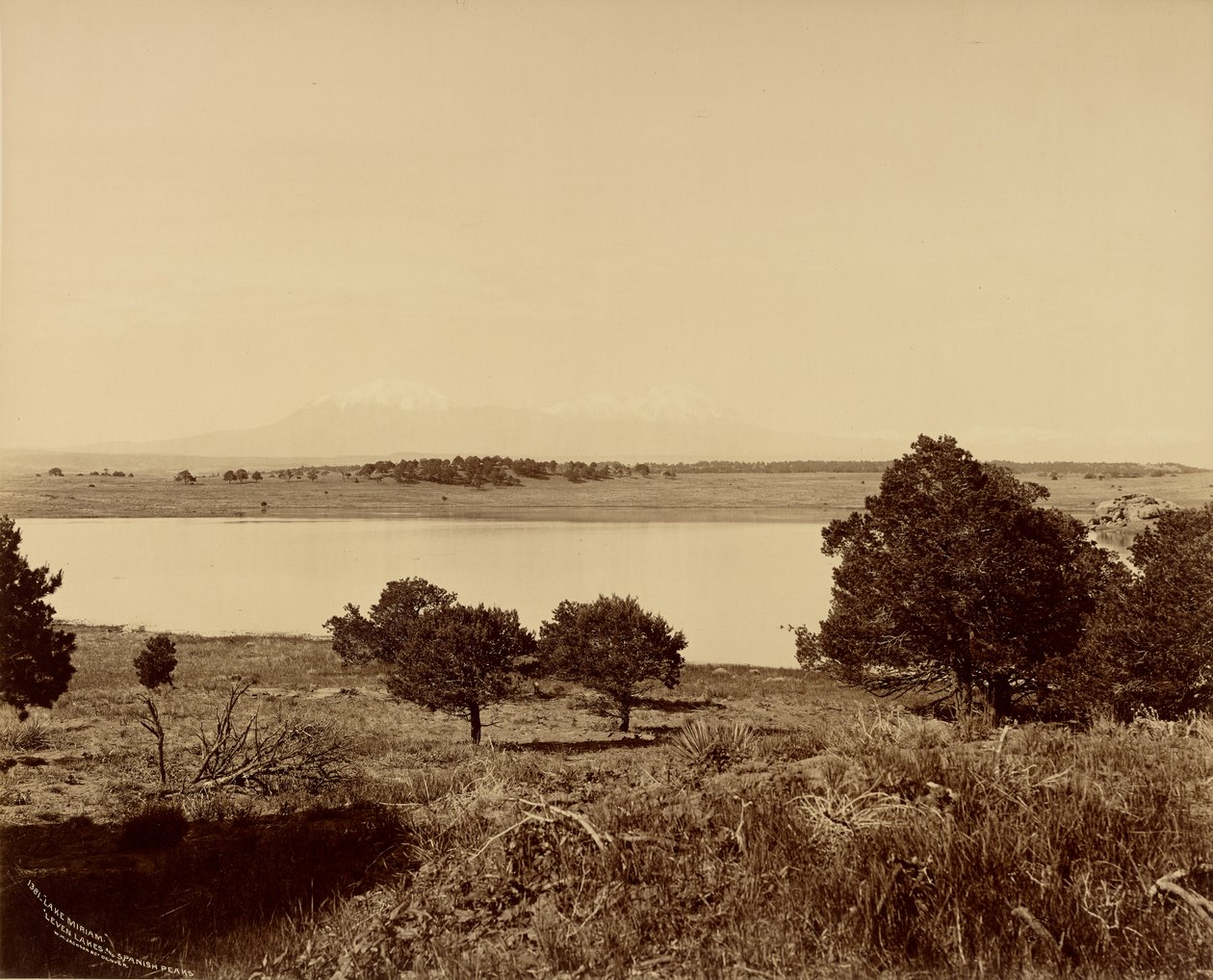 Lake Miriam, Leven Lakes und Spanish Peaks von William Henry Jackson
