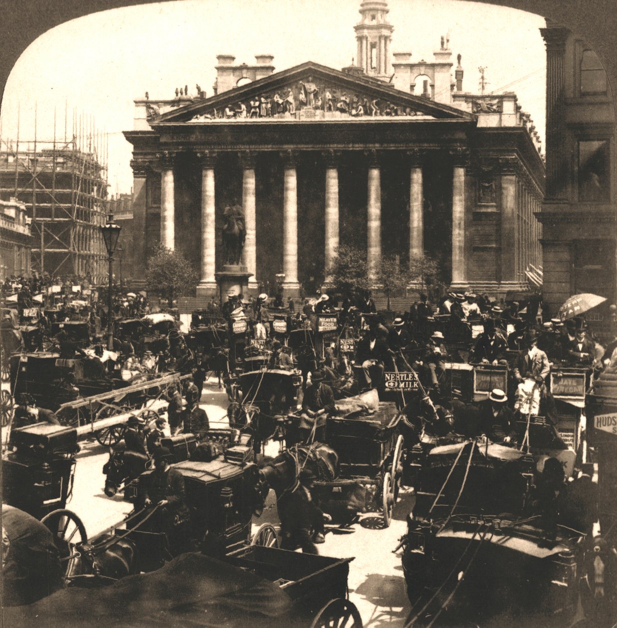 Die Royal Exchange, London, 1896 von Works and Sun Sculpture Studios