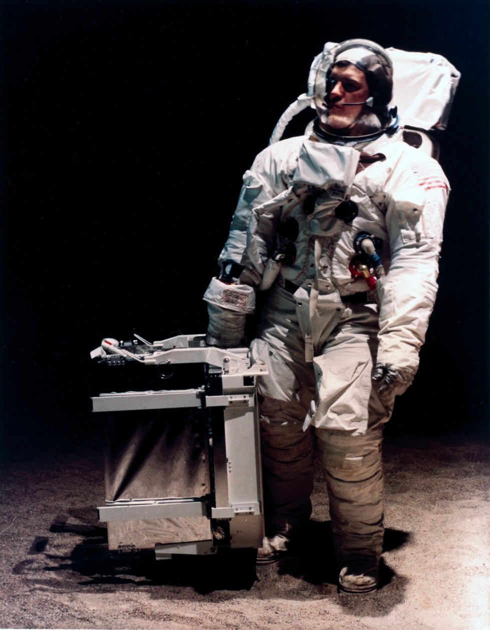 Bemannte Raumfahrt, USA, Apollo, General Der Apollo Laser Ranging Retro-Reflector von Ferdinand Georg Waldmuller