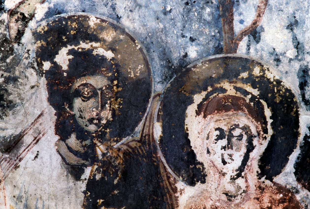 Heilige, beschädigtes Fresko in der Kirche von Agios Vasileios, Vavouledo, Kreta, Griechenland (Foto) von Theodore Charles Ange Coquelin