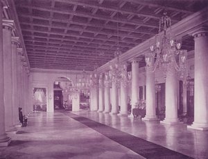 Marmorsaal, Regierungshaus, Kalkutta von (after) English photographer