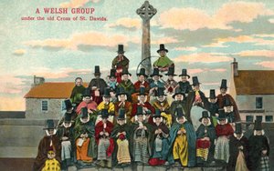 Walisische Gruppe, Old Cross, St. Davids von (after) English photographer
