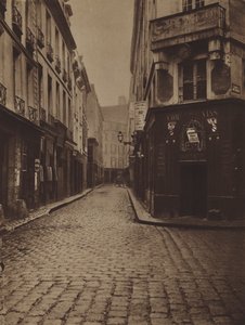 Die Rue du Four-Saint-Honore, Ecke Rue de Vannes von (after) French Photographer