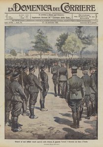 Vor seinen Soldaten, die extra aus den Schützengräben gekommen sind, wird General Tettoni vom Herzog von Aosta dekoriert von Achille Beltrame