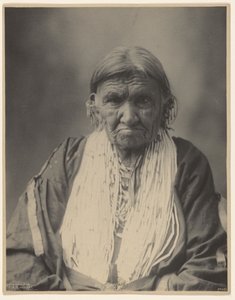 Frau Joseph Street, Winnebago