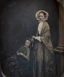 Ohne Titel: Eine Frau mit Haube und Schal, mit ihrem sitzenden Sohn, ca. 1850 von Albert Sands Southworth, Josiah Johnson Hawes