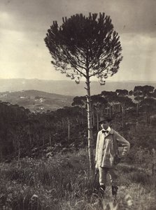 Aus dem Album "Ricordi fiorentini" (Erinnerungen an Florenz), Porträt des Malers Memo Ghini auf dem Land, 27.08.1919 von Alberto Fierli