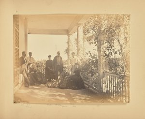 Gruppenporträt auf der Veranda