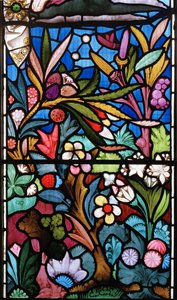 Blumendesign (Detail aus dem Ostfenster)