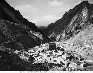 Ravaccione-Steinbrüche, in der Nähe von Carrara von Fratelli Alinari
