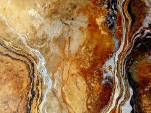Goldener Onyxfluss