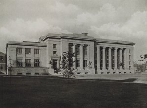Harvard University: Langdell Hall, Harvard Law School von American Photographer (after)