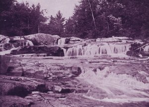 Upper Jackson Falls, Wild-Cat River, New Hampshire (s/w Foto) von American Photographer (after)