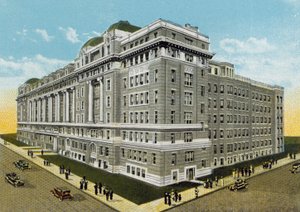 Cook County Hospital von American Photographer