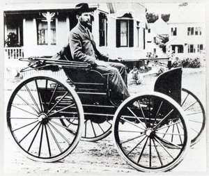 Erstes amerikanisches Automobil, entworfen und gebaut von Charles und Frank Duryea