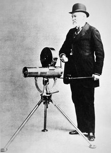 Richard J. Gatling, gezeigt mit dem Bulldog-Modell von 1893