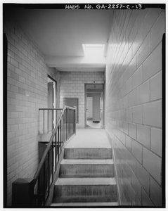 Techwood Homes, Gebäude Nr. 1, 575-579 Techwood Drive, Atlanta, Fulton County, GA von American Photographer