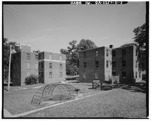 Techwood Homes, Gebäude Nr. 2, 569-573 Techwood Drive, Atlanta, Fulton County, GA von American Photographer