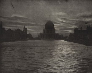Das große Becken im Mondlicht von American Photographer