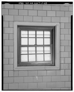Typisches Treppenhausfenster Detail