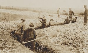 U.S. Marines in Frankreich graben sich ein, 1917-19
