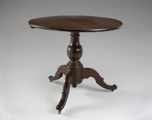 Mitteltisch, um 1850-1870 von American School
